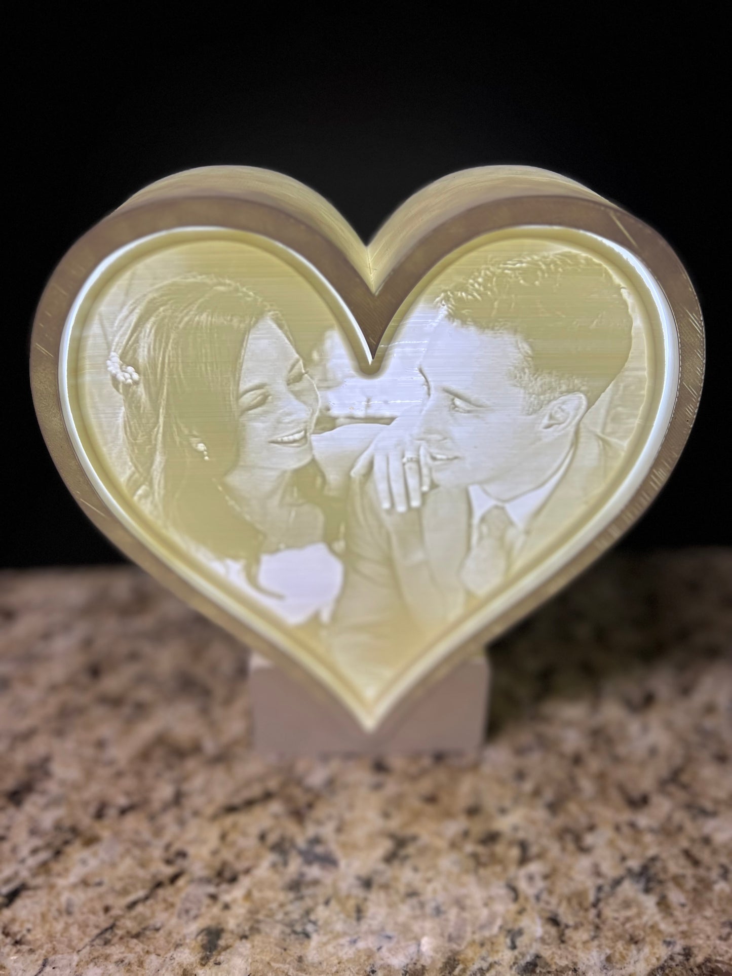 Lighted Heart Picture Box (plug in)